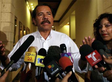 http://www.elboomeran.com/upload/fotos/blogs_entradas/el_presidente_de_nicaragua_daniel_ortega_med.jpg