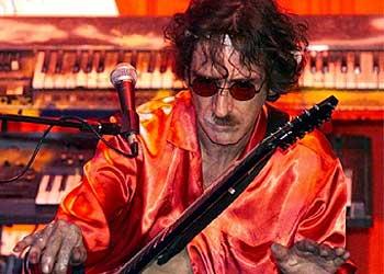 /upload/fotos/blogs_entradas/el_rockero_charly_garca_med.jpg