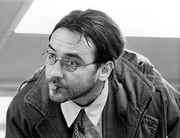 /upload/fotos/blogs_entradas/john_cusack_en_como_ser_john_malkovich_med.jpg