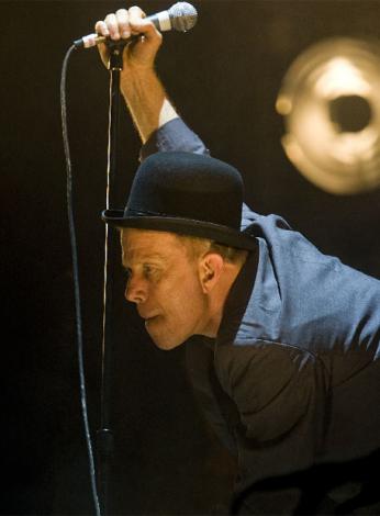 /upload/fotos/blogs_entradas/tom_waits_en_el_concierto_de_barcelona_1_med.jpg